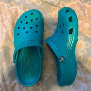 Crocs